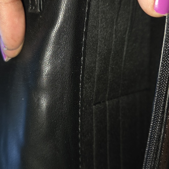 BADGLEY MISCHKA BLACK DIAMOND QUILTED CROSSBODY W/PEARLS NEW WITH TAG - Picture 6 of 11